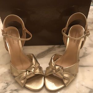 NBW Banana Republic (6,5) Gold Sandal